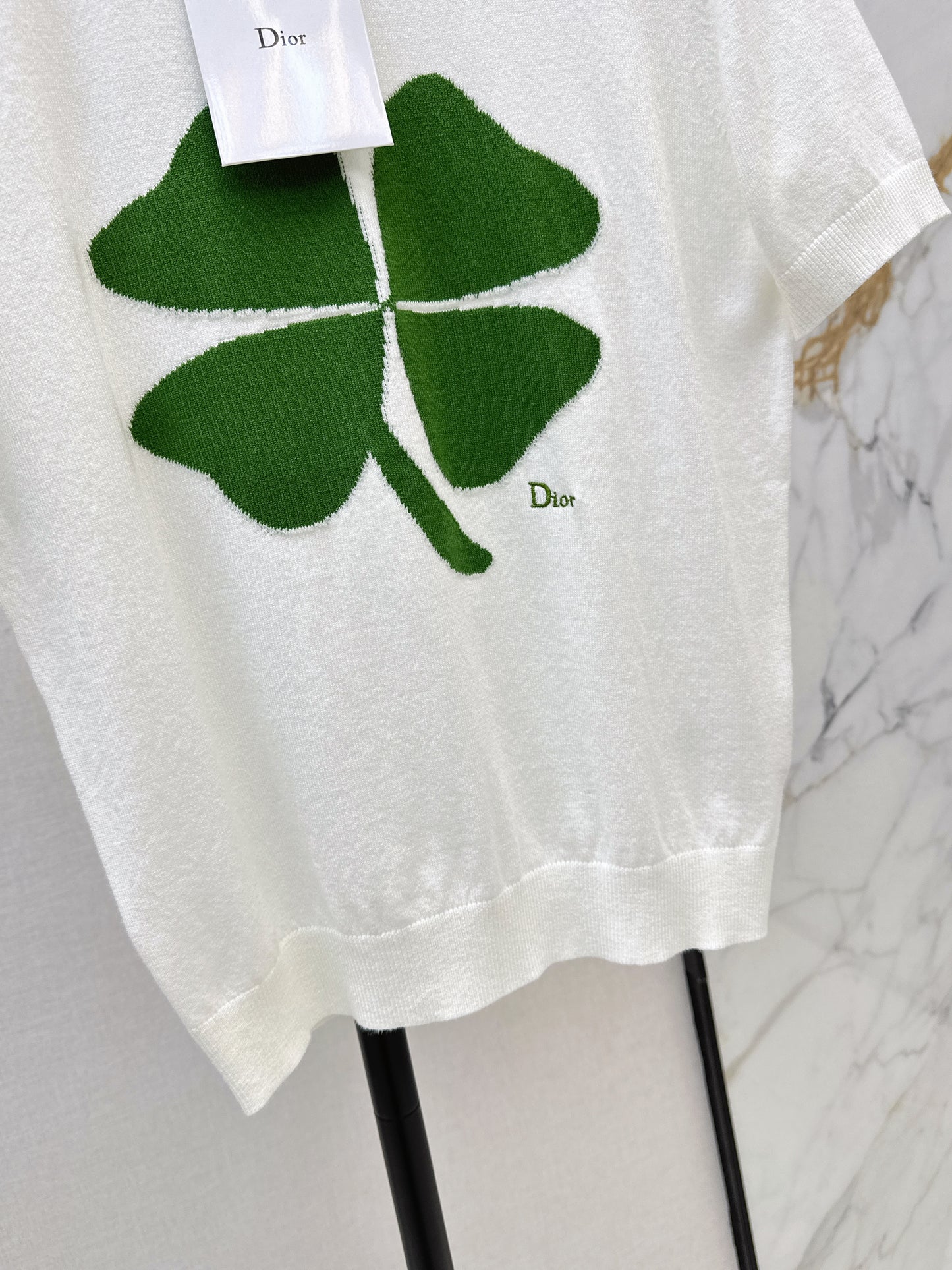 Four-leaf clover knit T-shirt