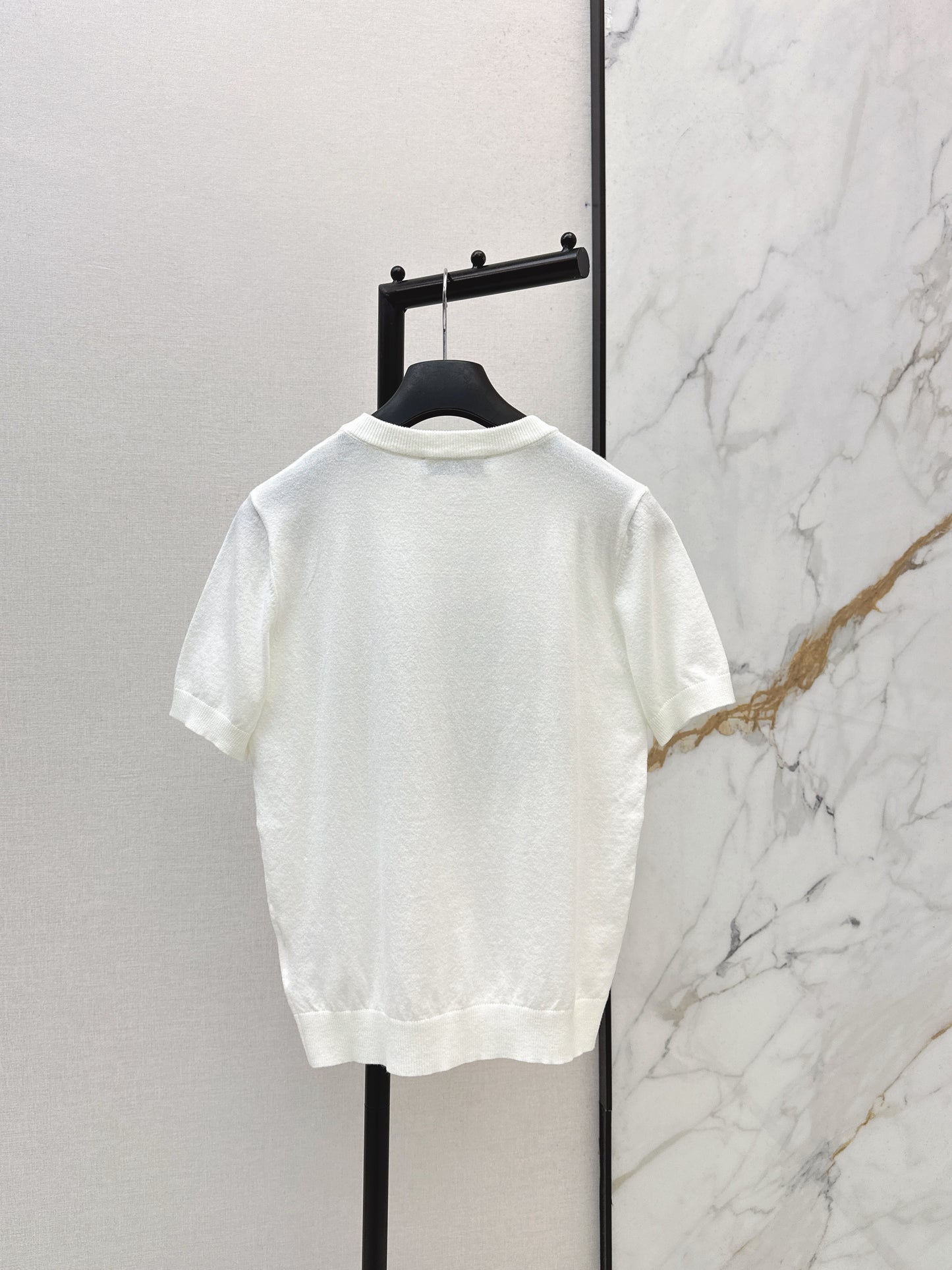 Four-leaf clover knit T-shirt