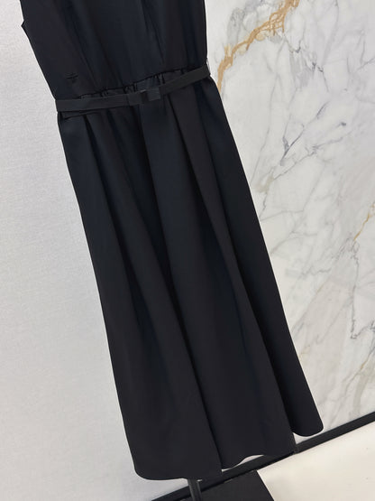 Bow-adorned dress