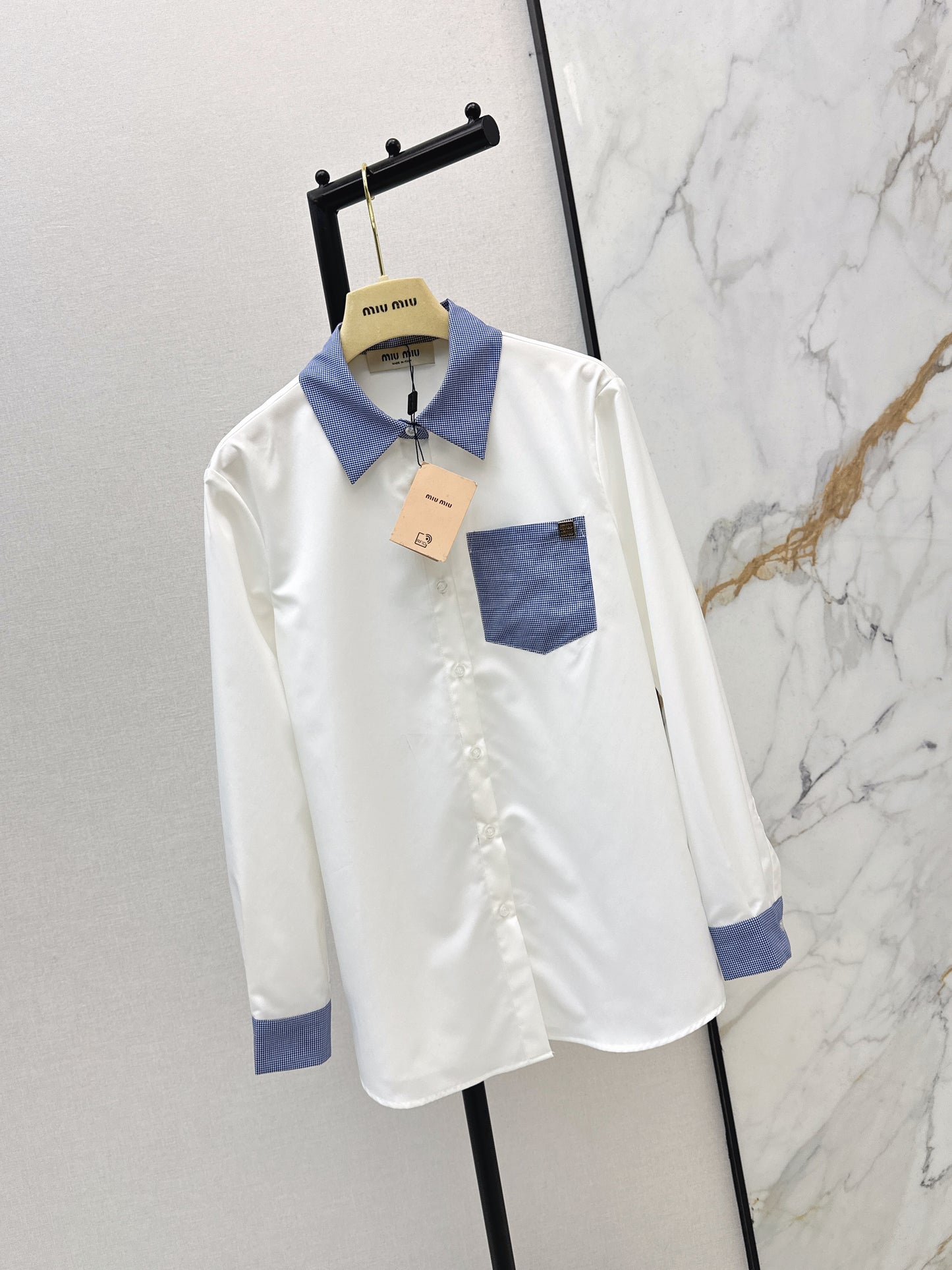 Color-blocked decorative shirt