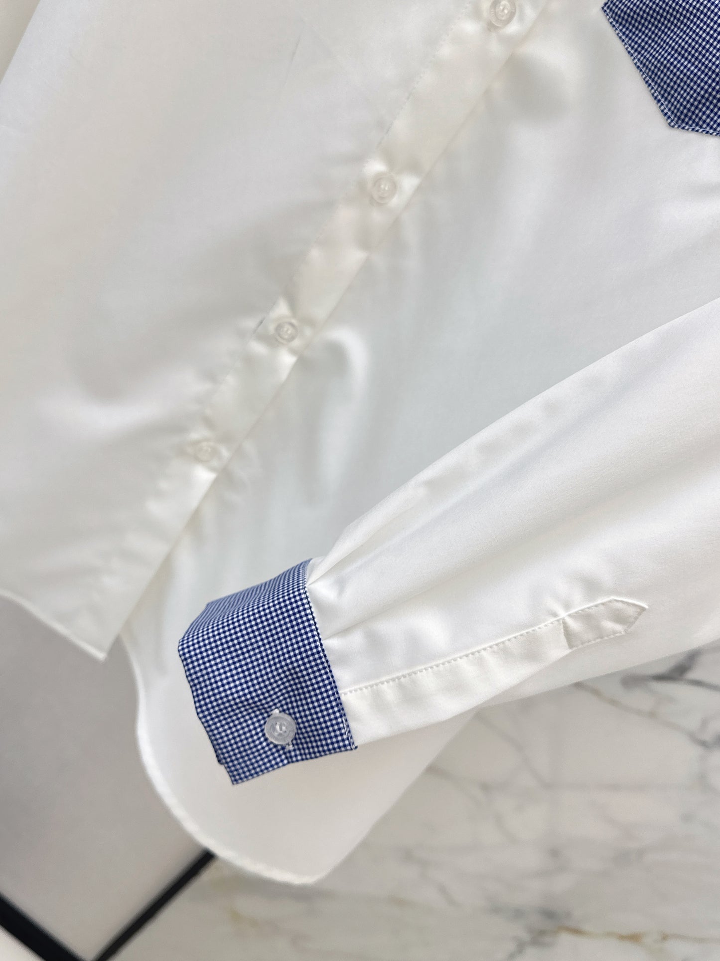 Color-blocked decorative shirt
