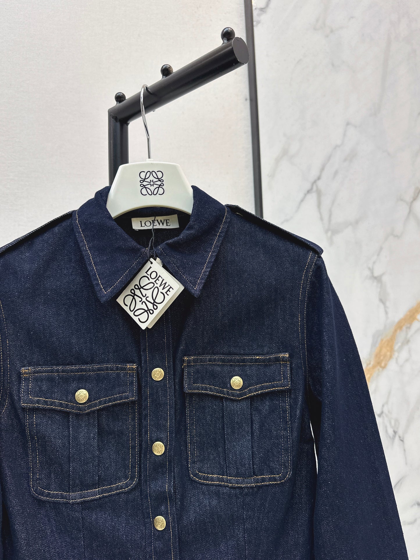 Slim-fit collared denim shirt