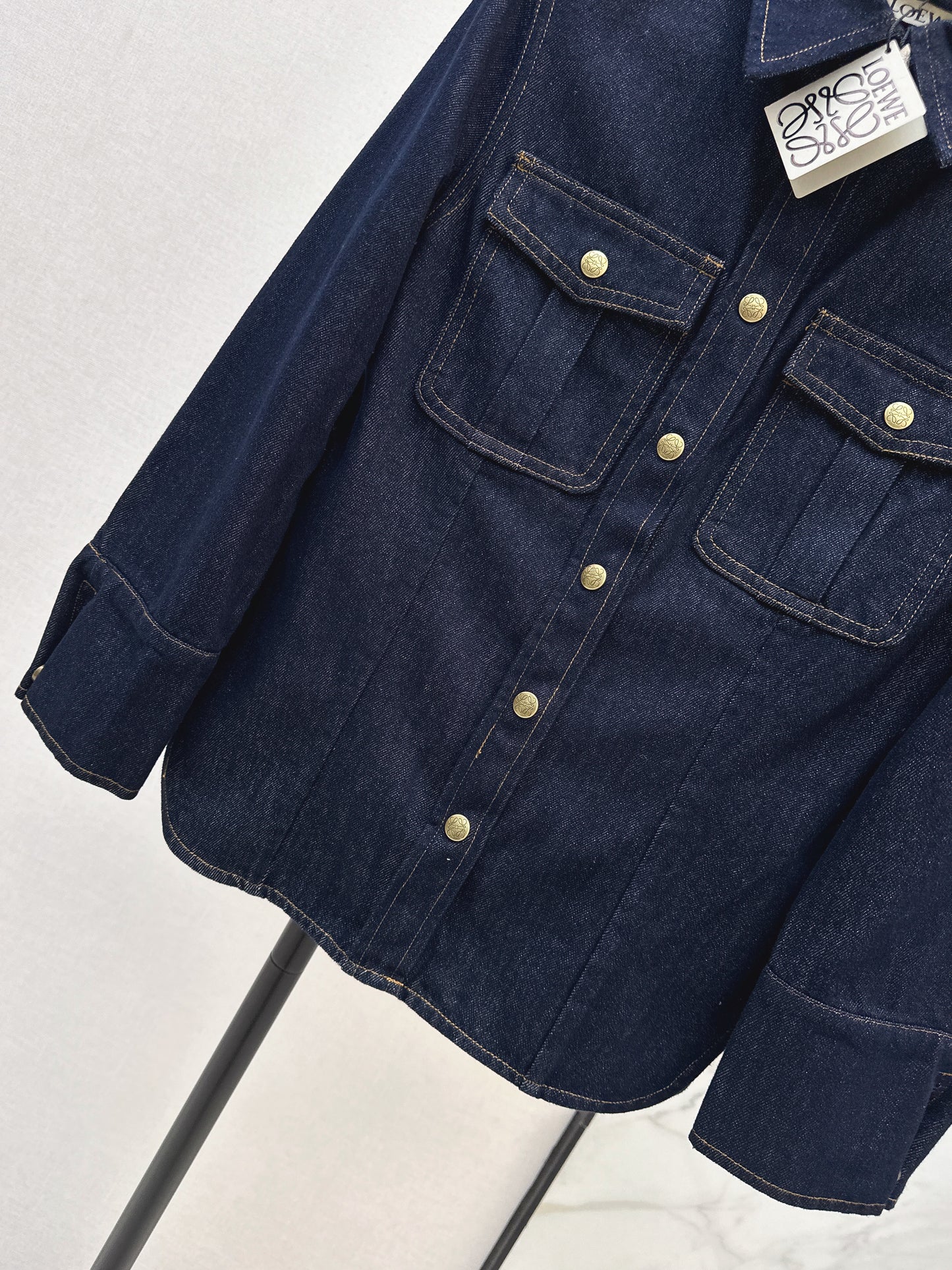 Slim-fit collared denim shirt