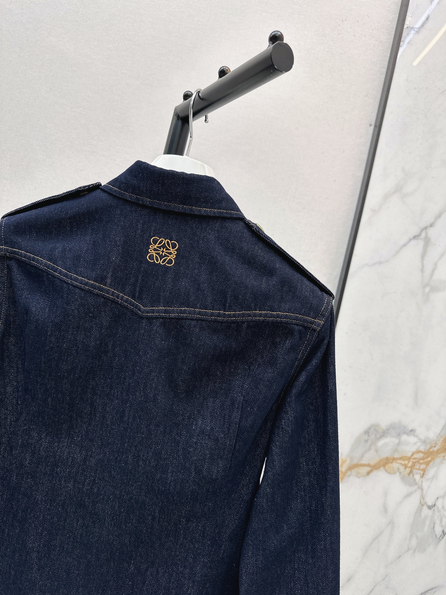 Slim-fit collared denim shirt