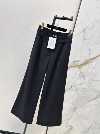 26ss Straight-leg trousers with lace trim