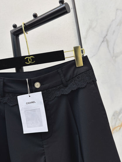 26ss Straight-leg trousers with lace trim