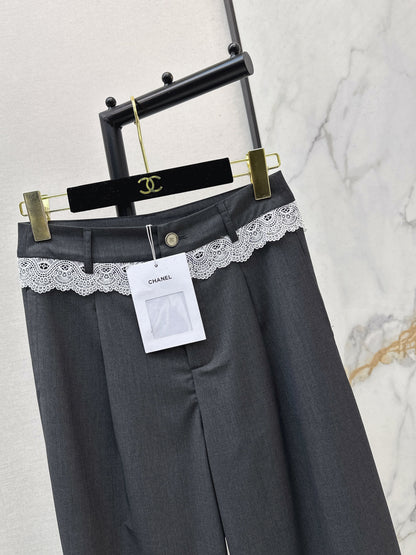 26ss Straight-leg trousers with lace trim