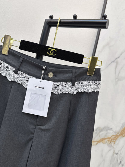26ss Straight-leg trousers with lace trim
