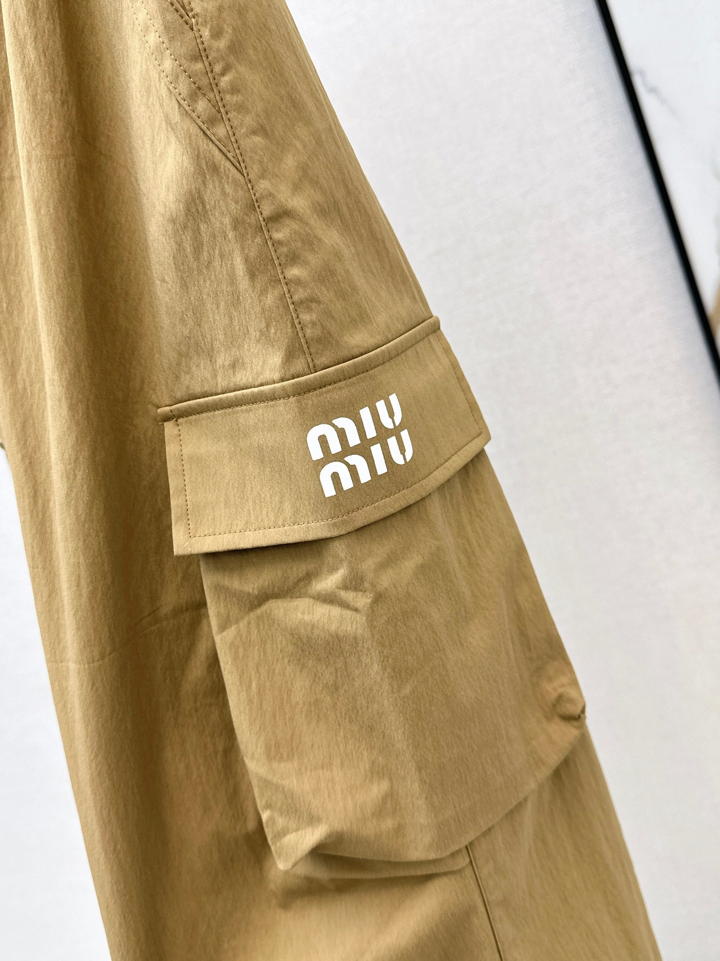 26ss Workwear-inspired midi skirt