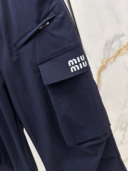 26ss Cargo-style wide-leg trousers