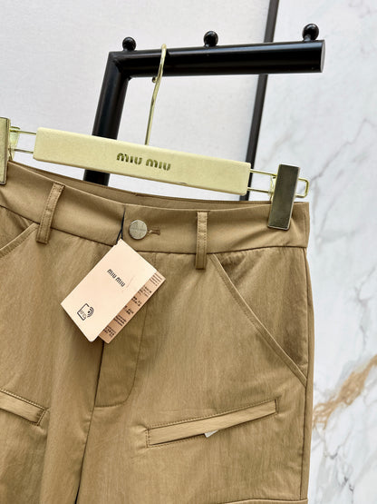 26ss Cargo-style wide-leg trousers