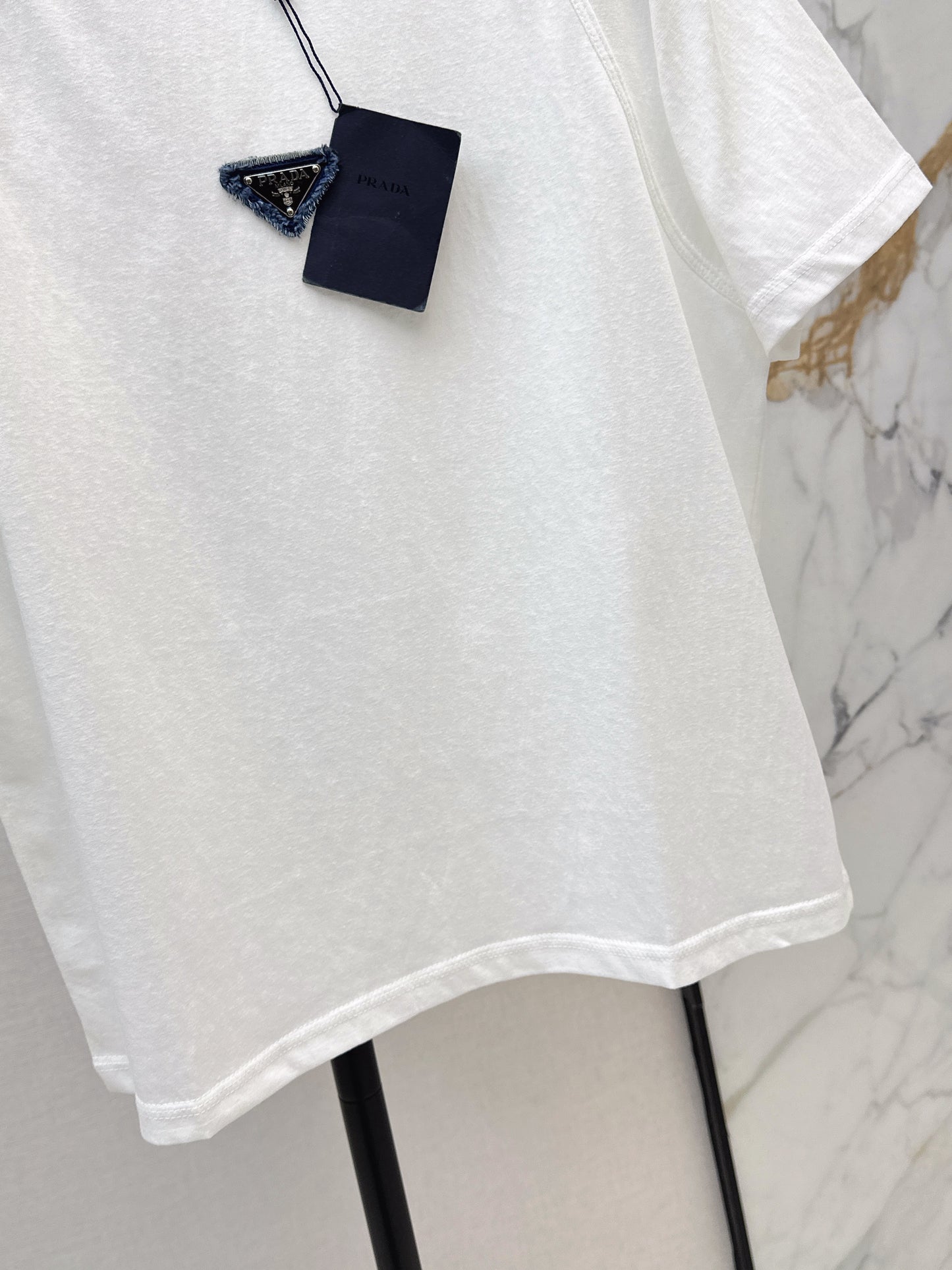26ss Triangle logo embellished T-shirt
