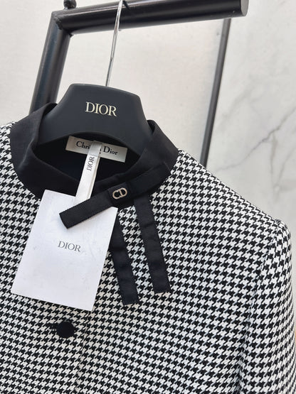26ss Houndstooth Coat