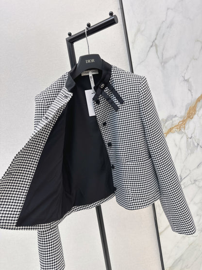 26ss Houndstooth Coat