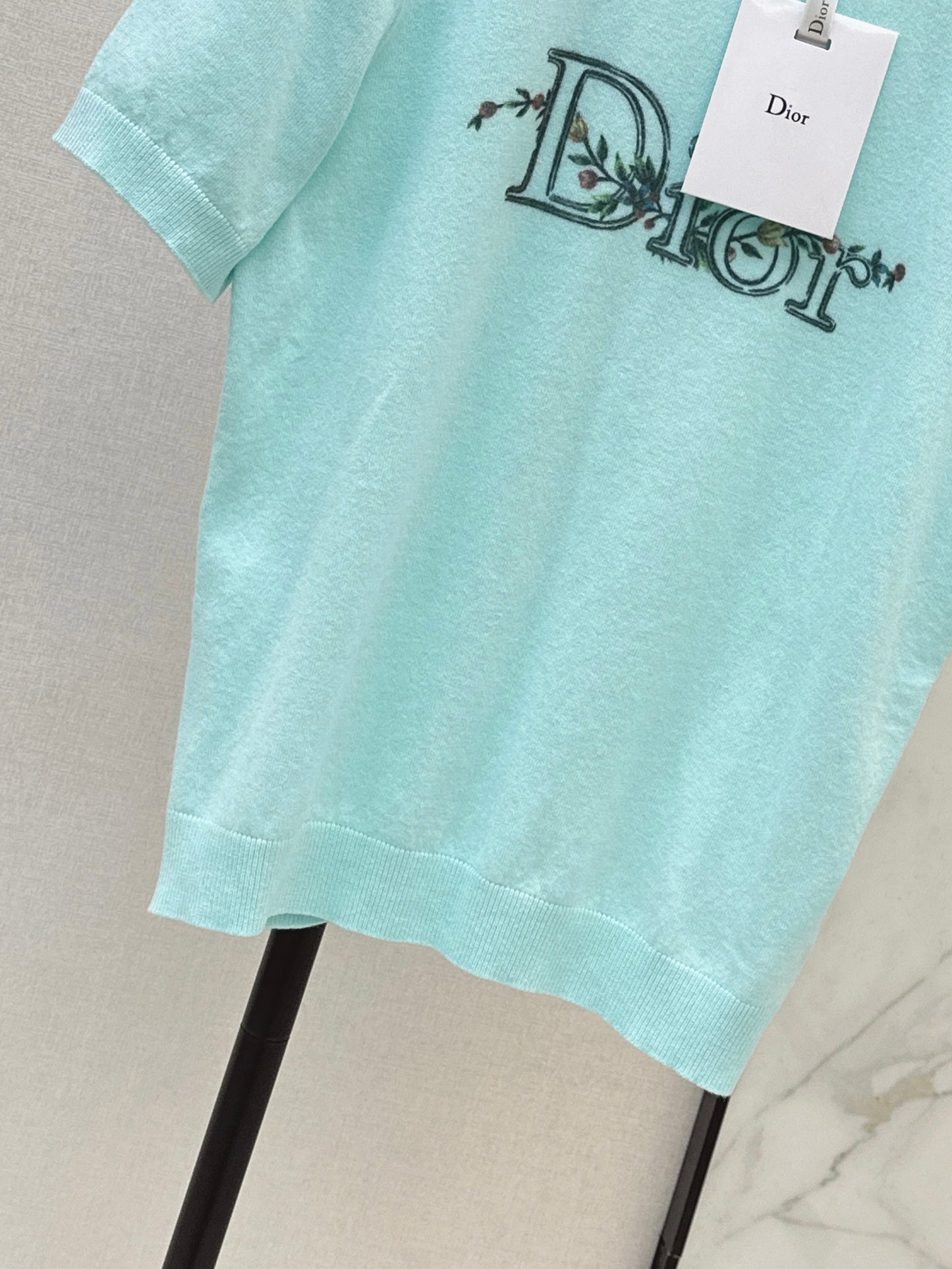 26ss Floral Embroidered Knit T-Shirt