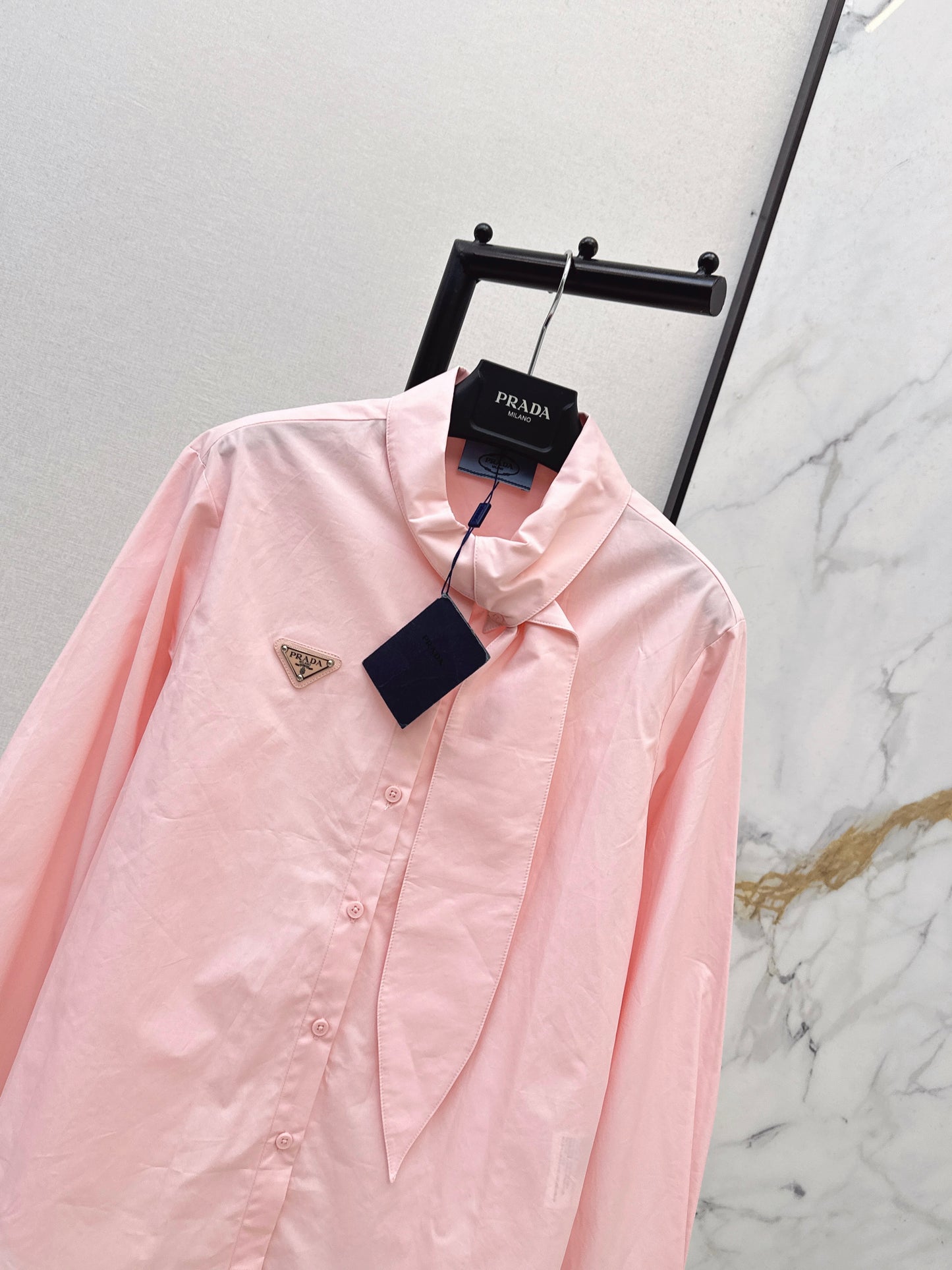 26ss Ribbon-embellished shirt