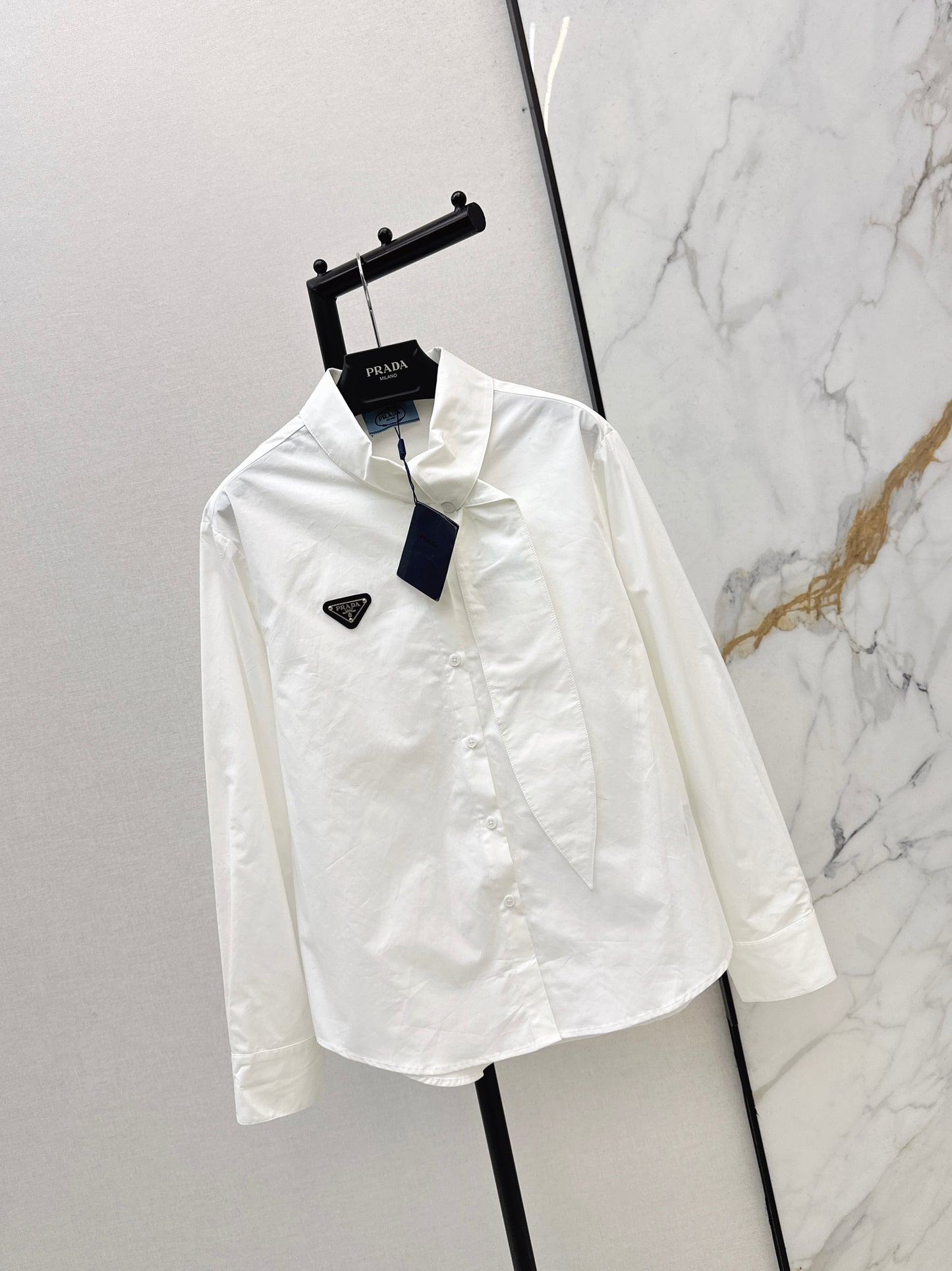 26ss Ribbon-embellished shirt