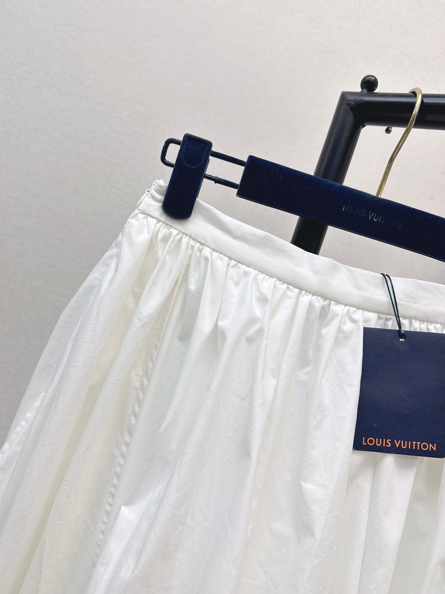 26ss High-low hem midi skirt