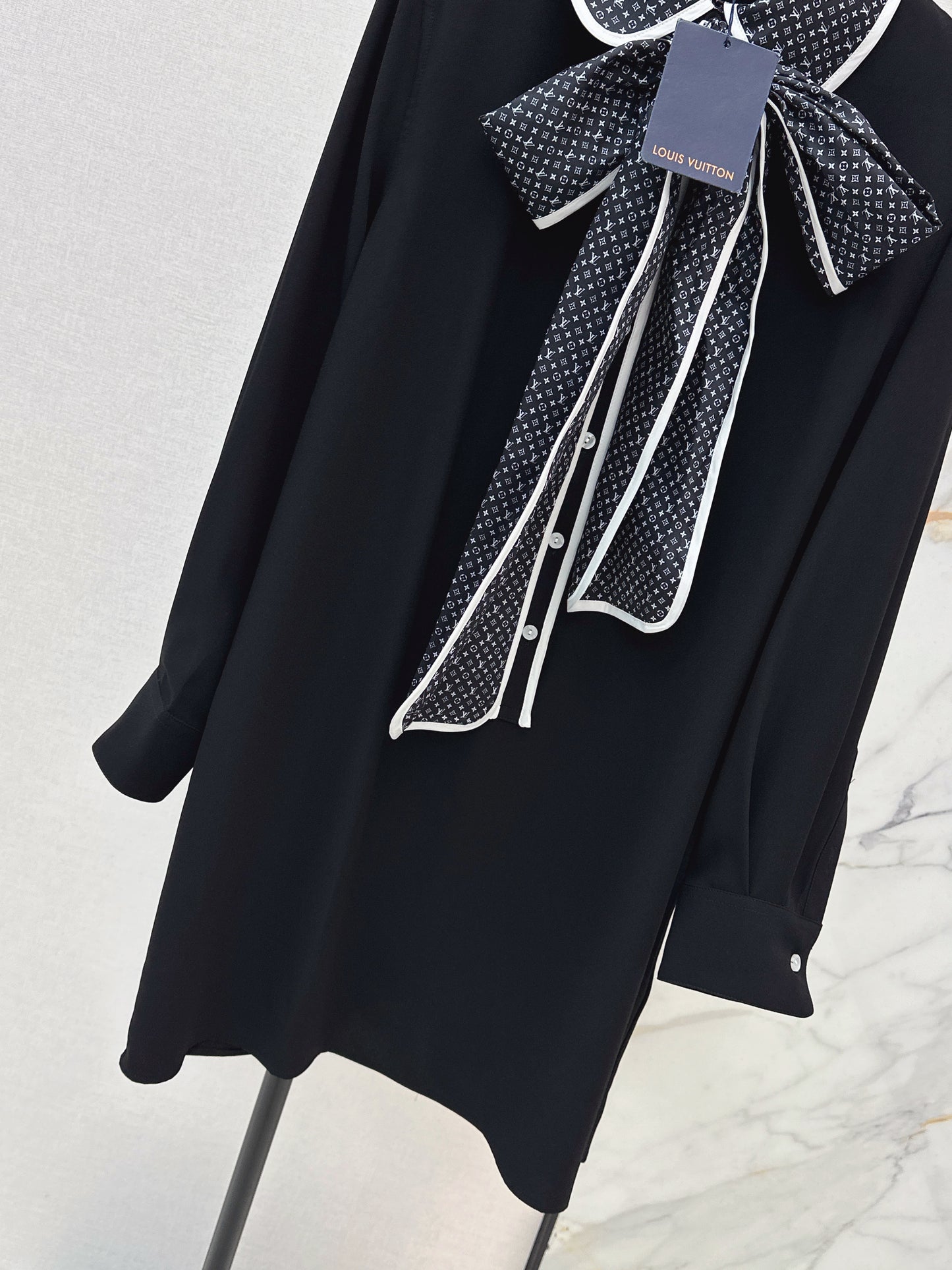 26ss Ribbon-embellished dress