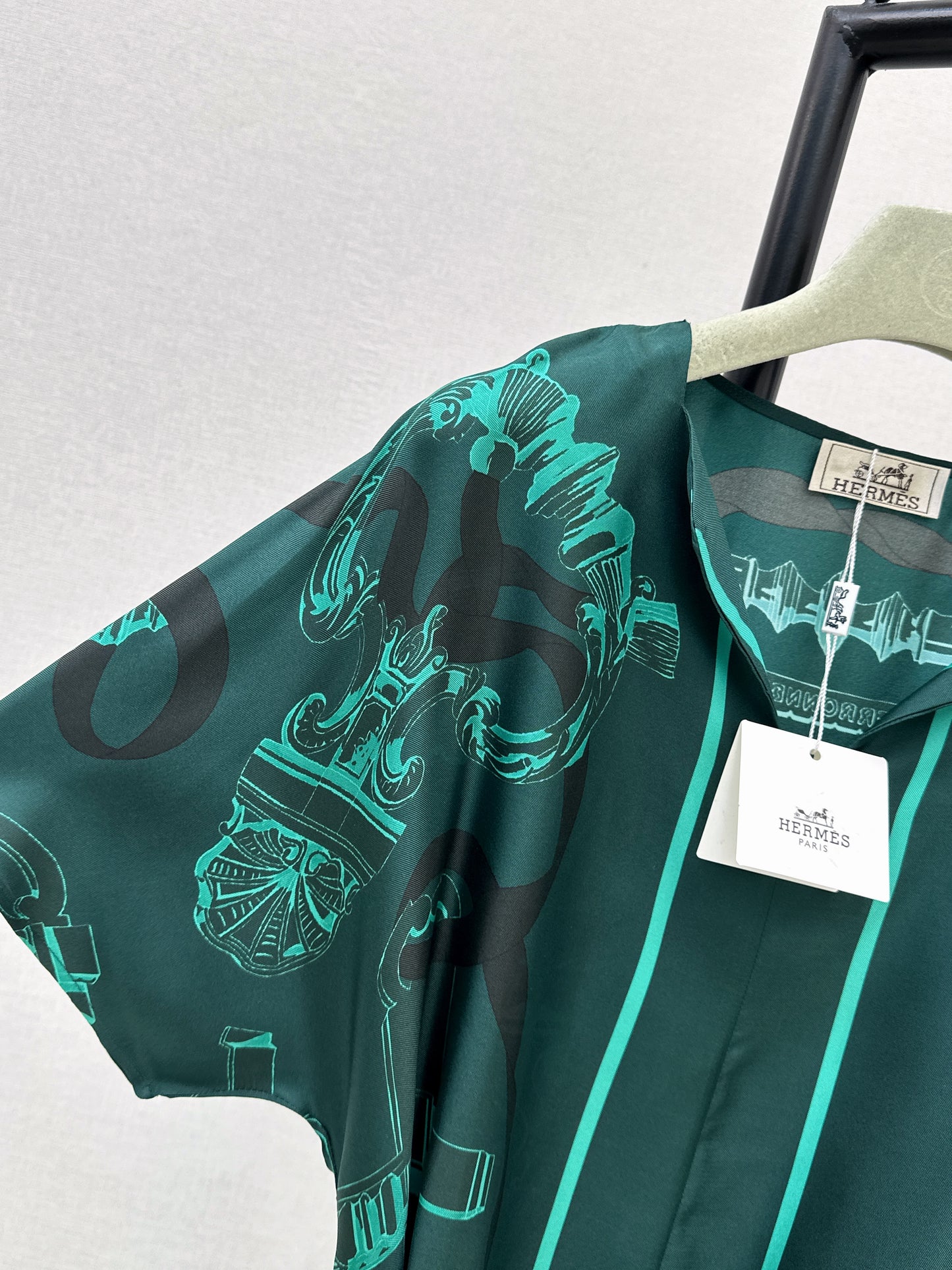 26ss Kaftan Slit Dress
