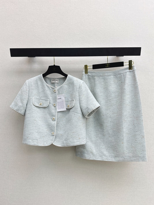 26ss Youthful-looking matching set