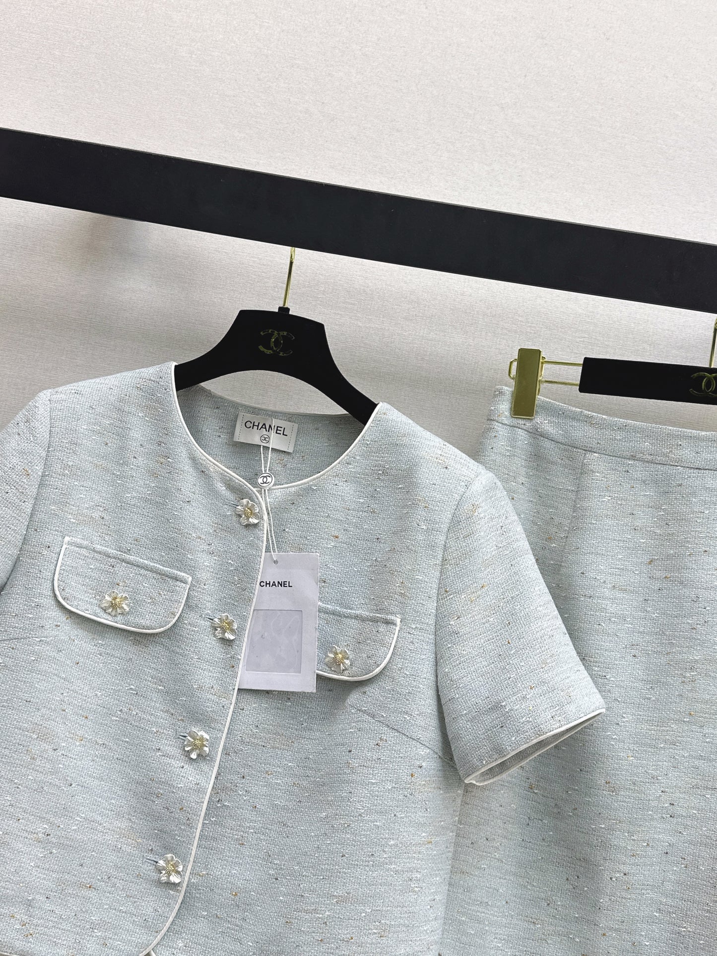 26ss Youthful-looking matching set