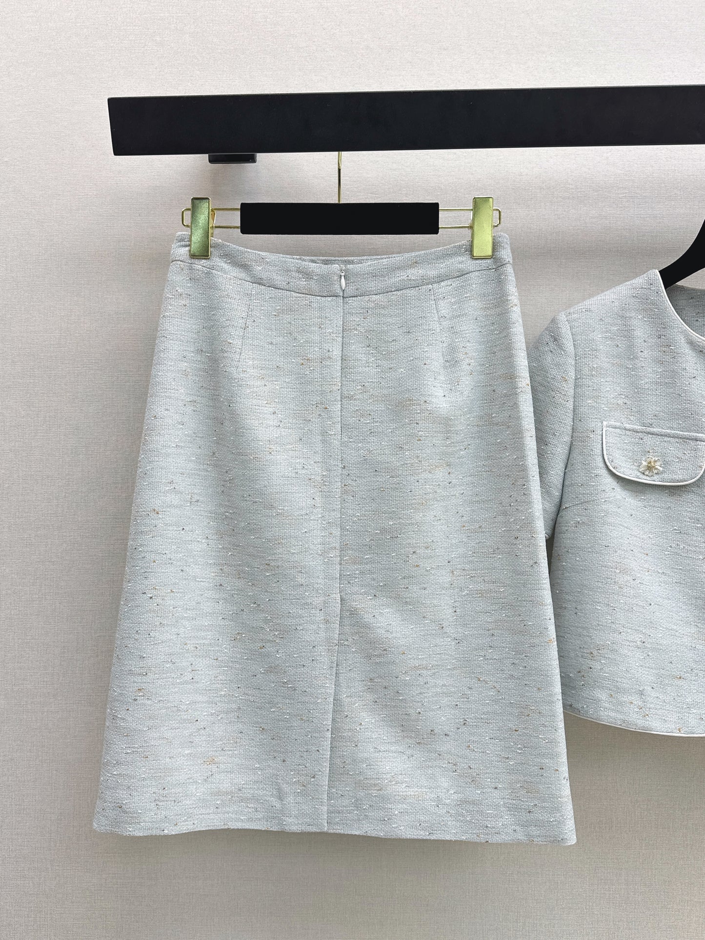 26ss Youthful-looking matching set