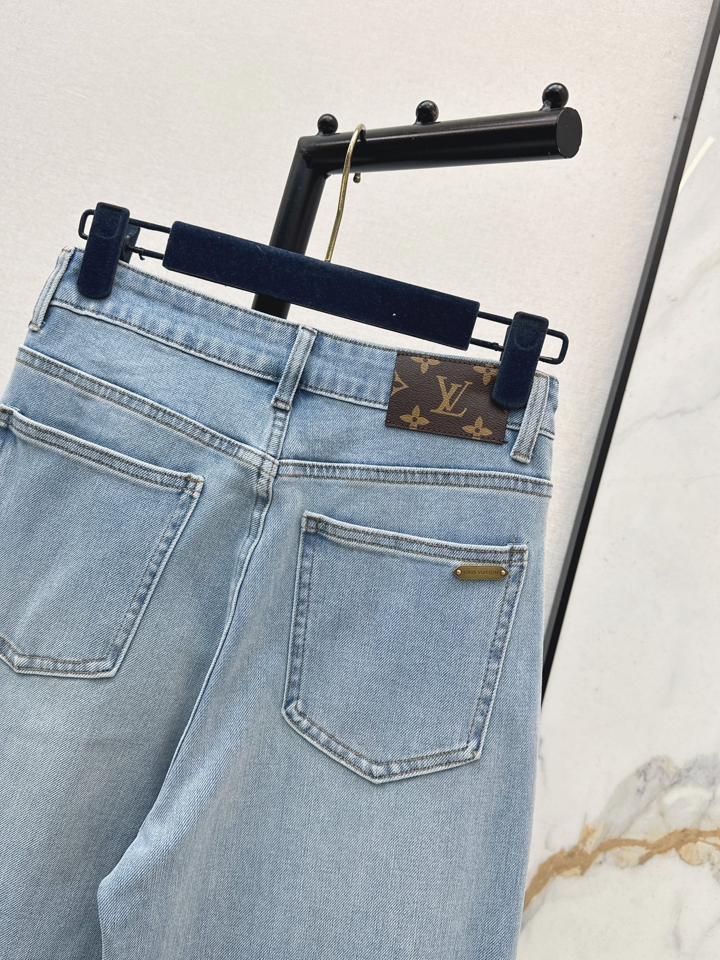 26ss Straight-leg jeans