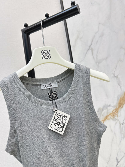 26ss Belt-embellished vest