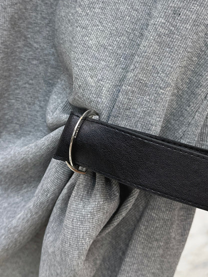 26ss Belt-embellished vest