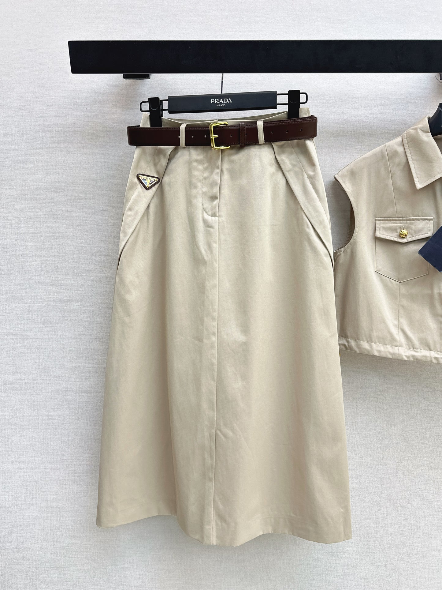 26ss Chic and Stylish Suit