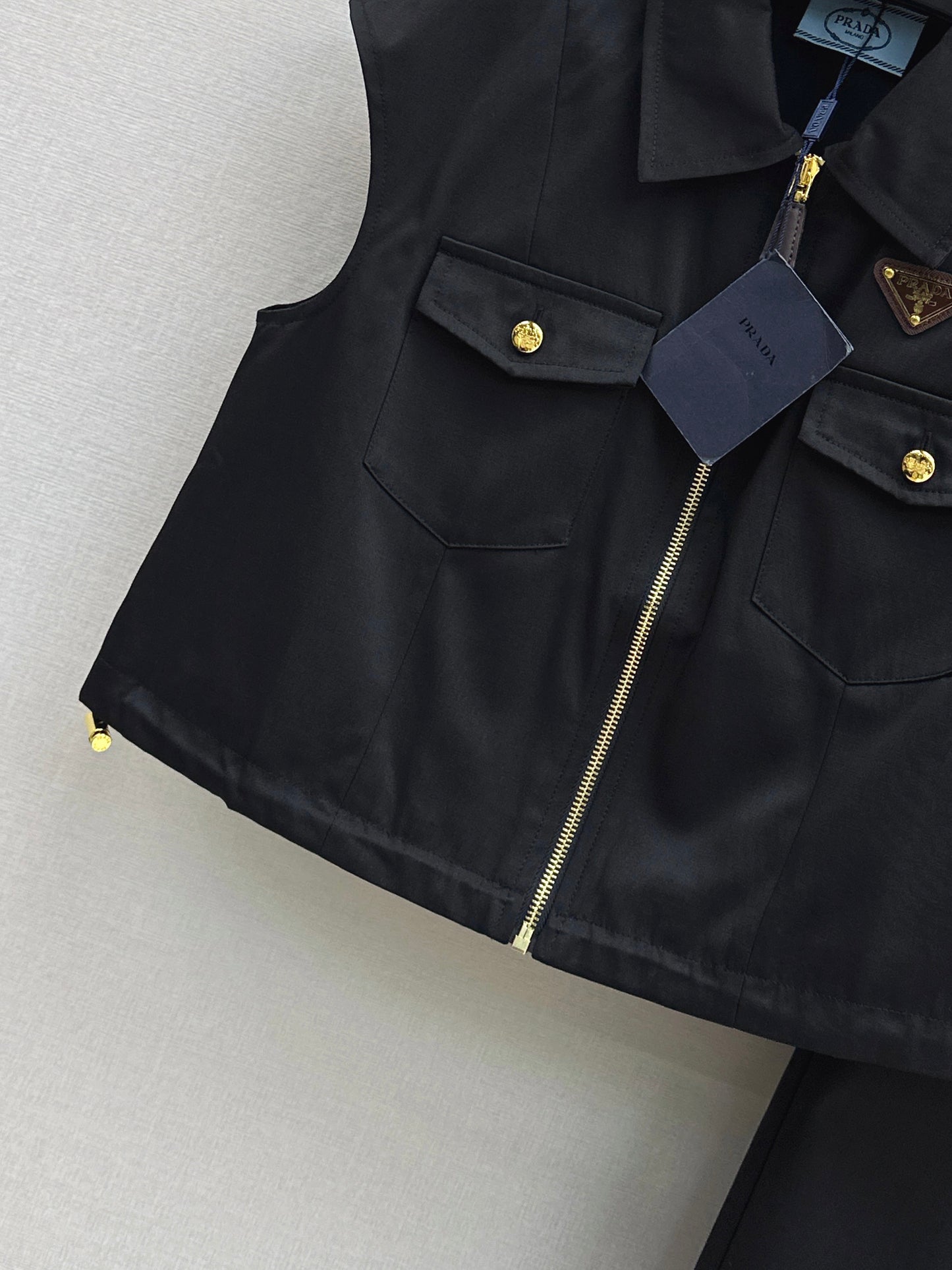 26ss Chic and Stylish Suit