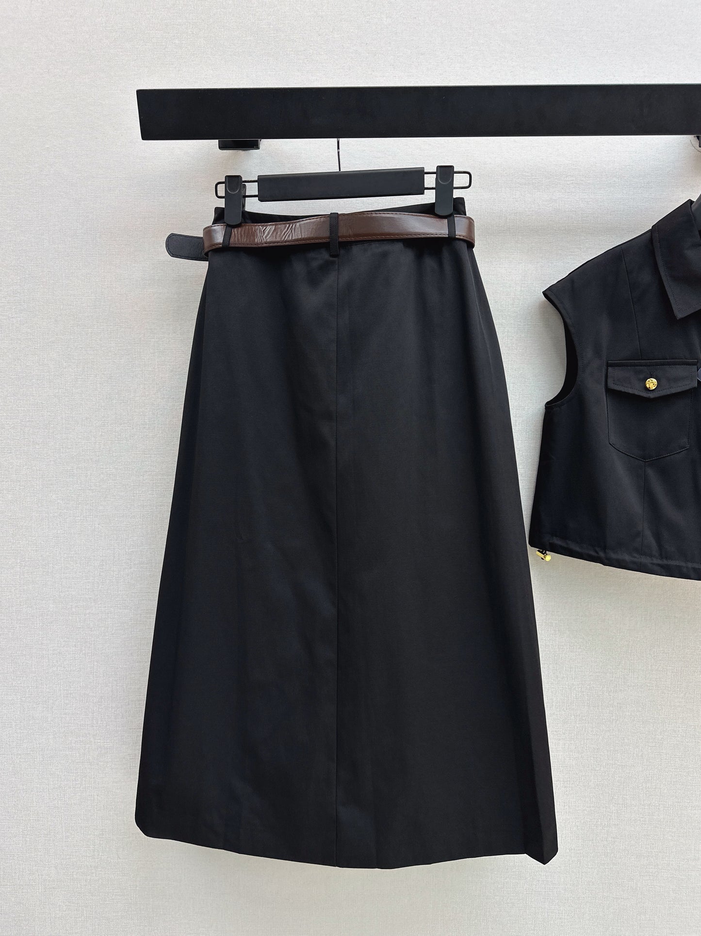 26ss Chic and Stylish Suit