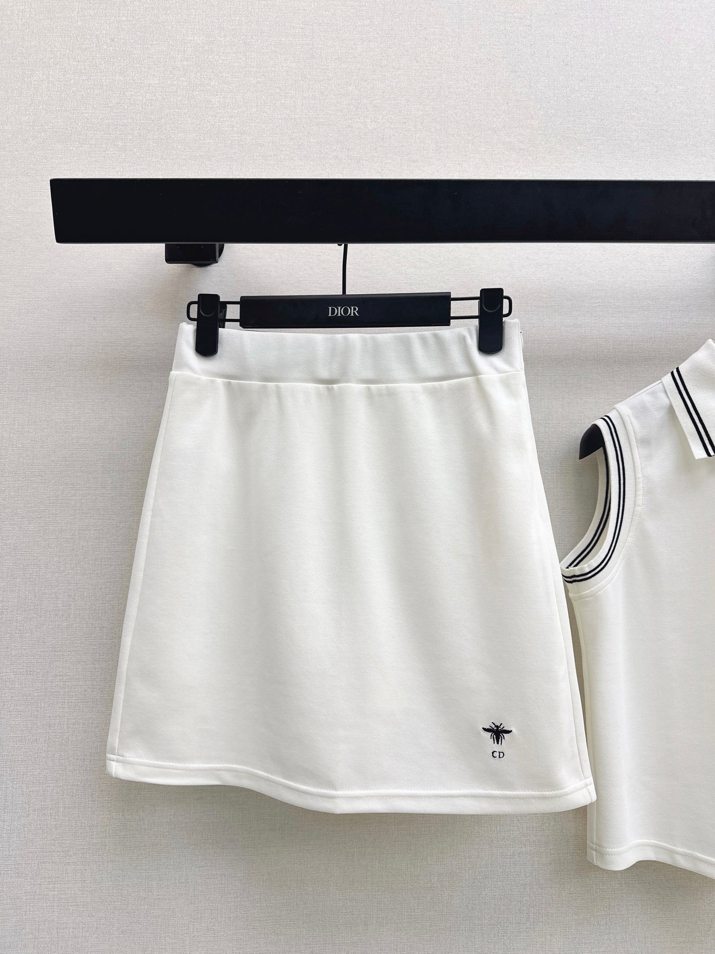26ss Embroidered Casual Set
