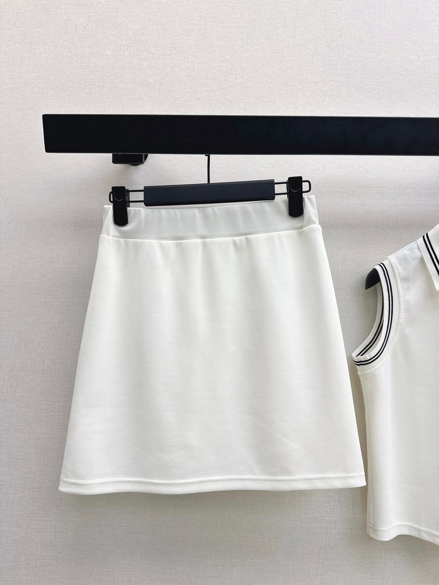 26ss Embroidered Casual Set