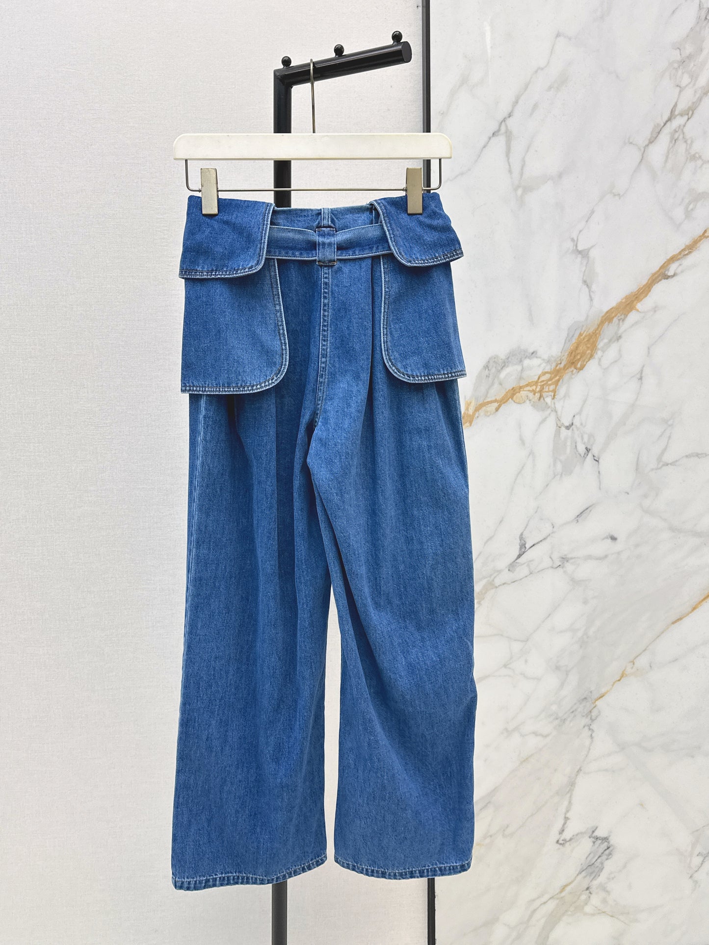26ss Workwear-style tapered wide-leg jeans