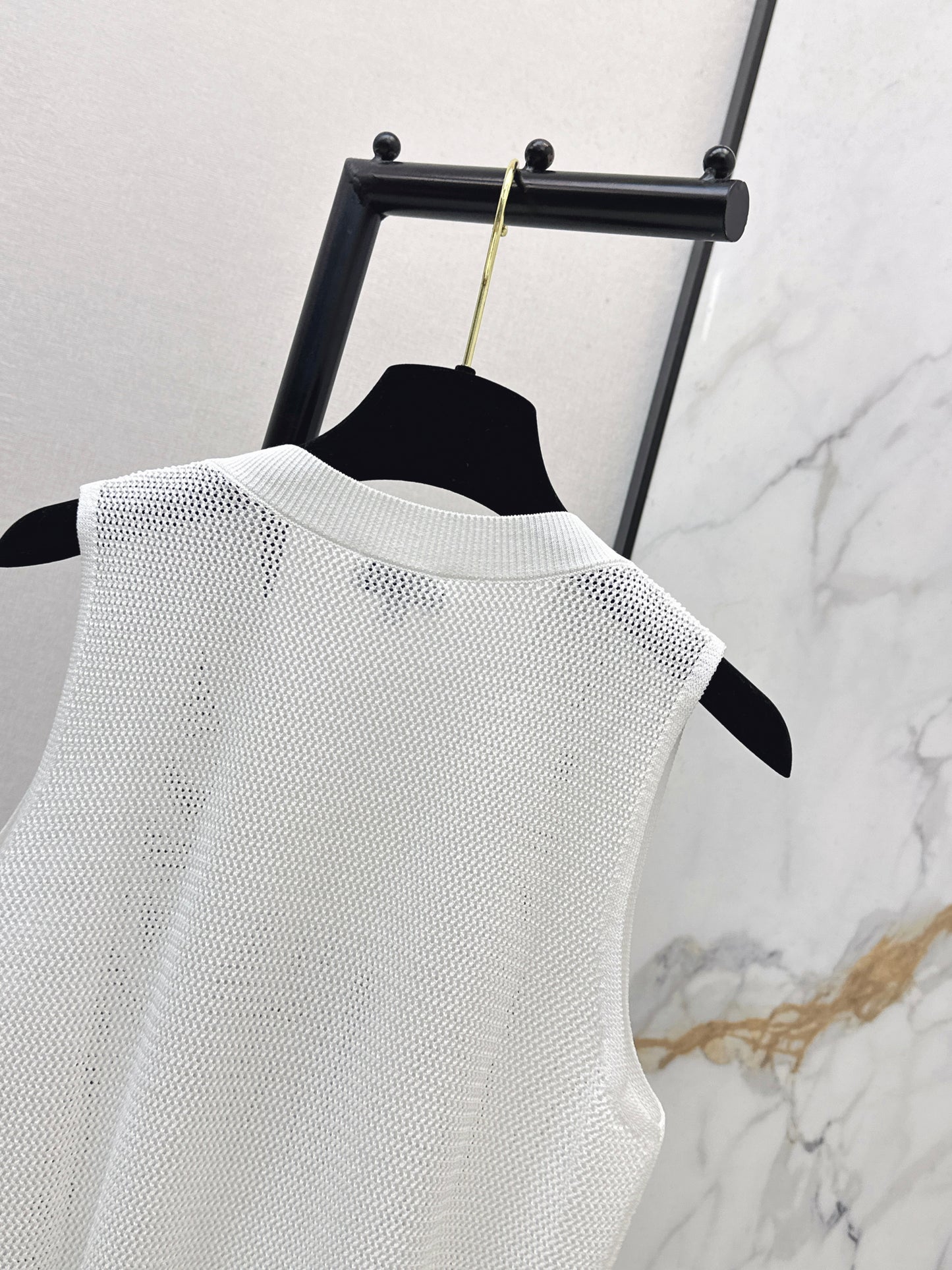 26ss V-neck knit vest
