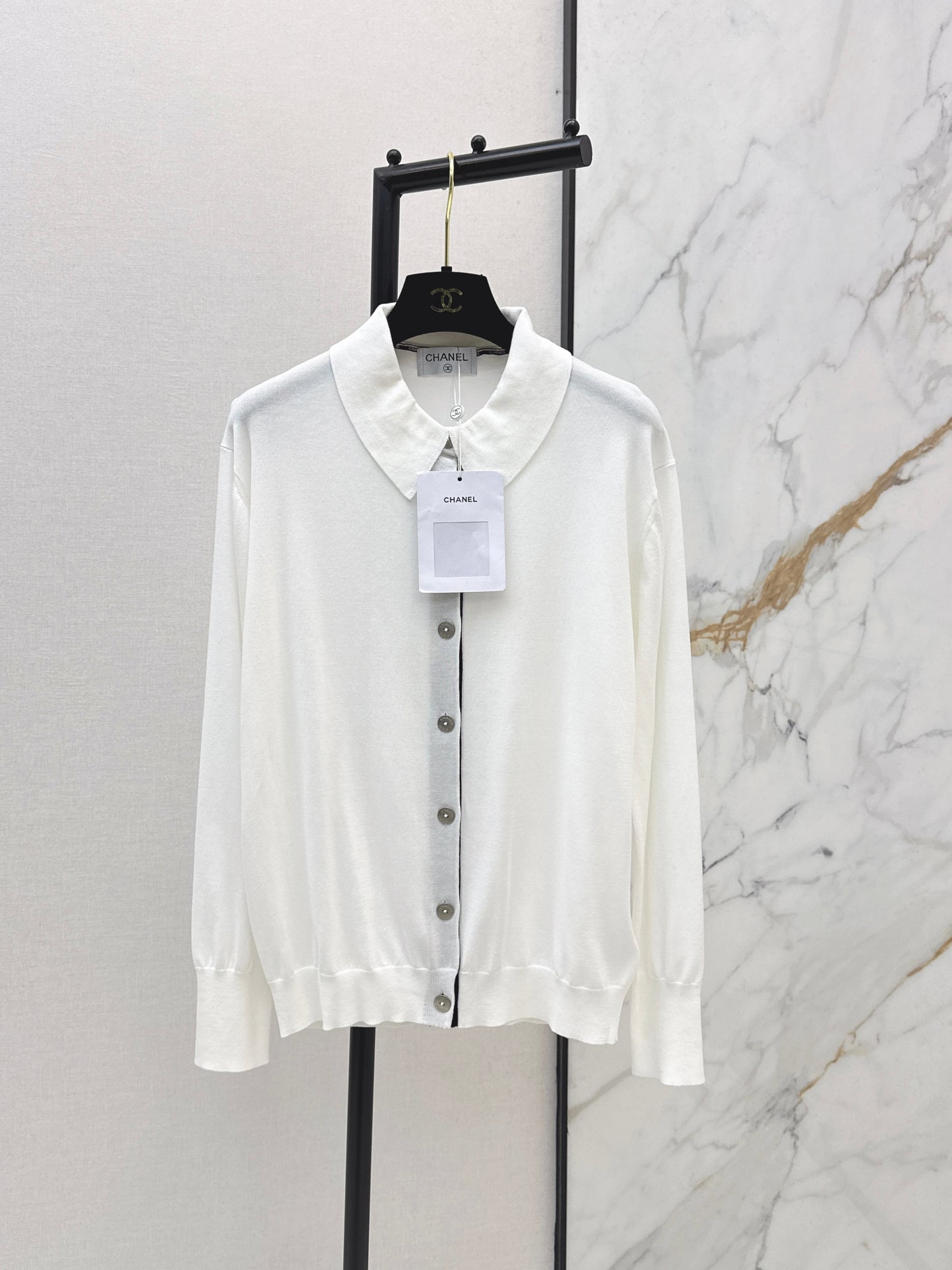26ss Collared cardigan with placket design