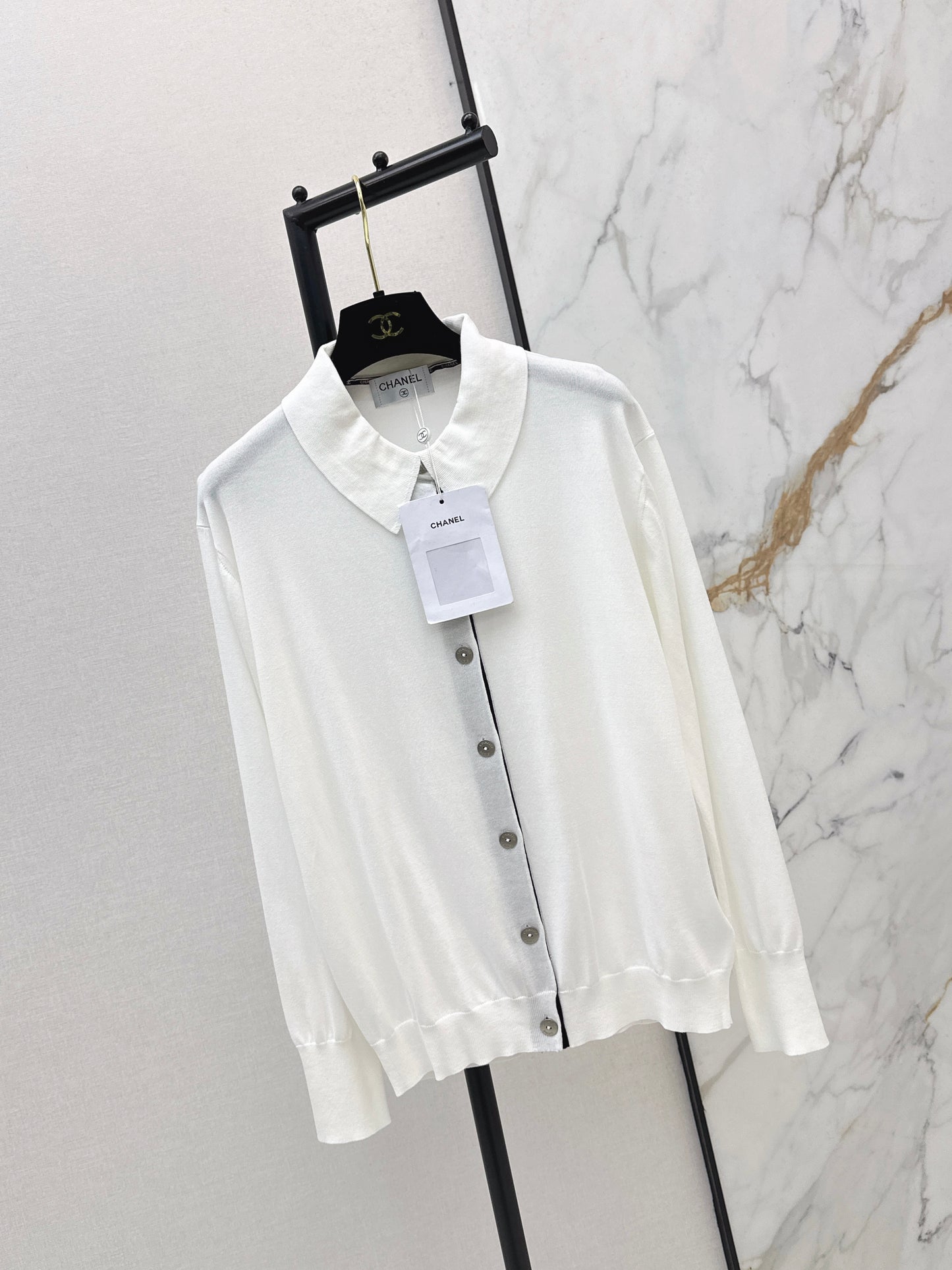 26ss Collared cardigan with placket design