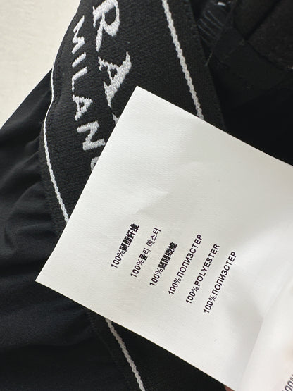 26ss Slim-fit, slightly flared trousers