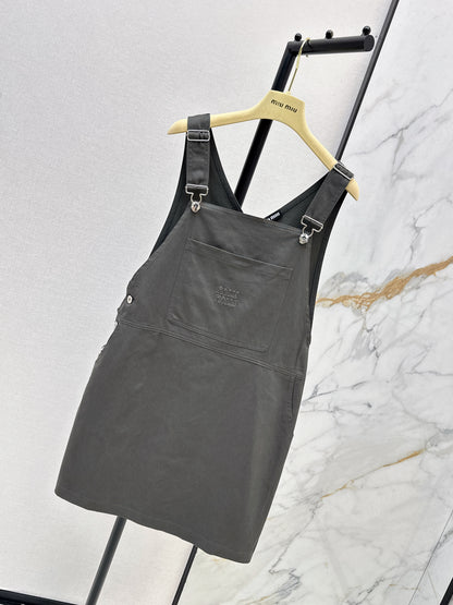 26ss Youthful overalls dress
