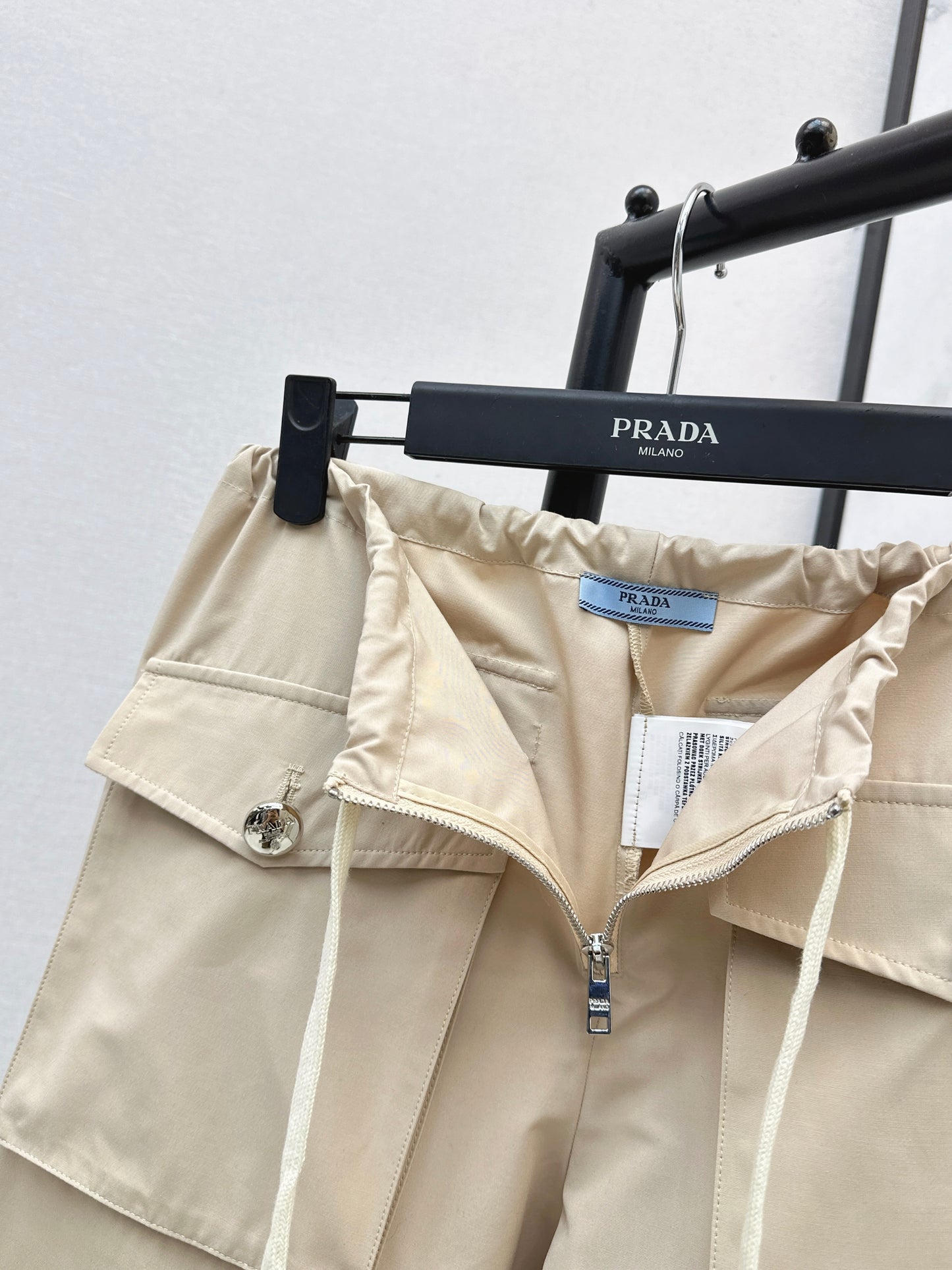 26ss Wide-leg trousers with double pockets