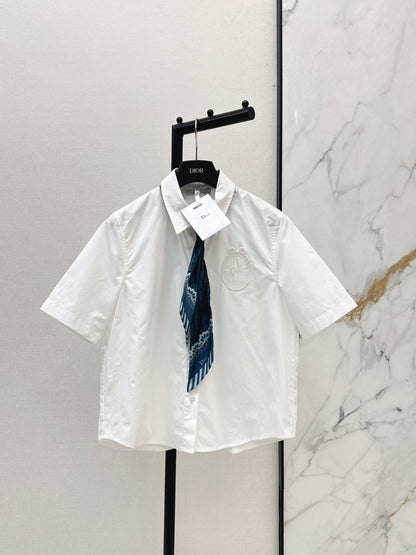 26ss White shirt adorned with a silk scarf