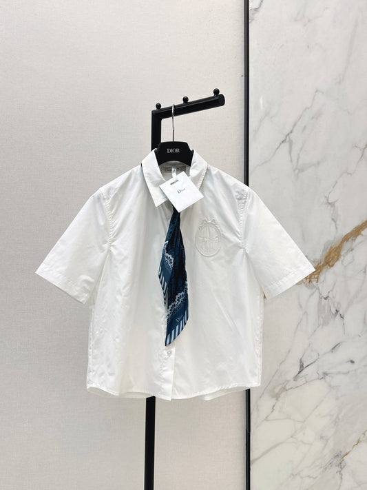 26ss White shirt adorned with a silk scarf