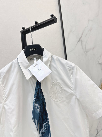 26ss White shirt adorned with a silk scarf
