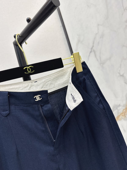 26ss High-leg trousers with metal buckle