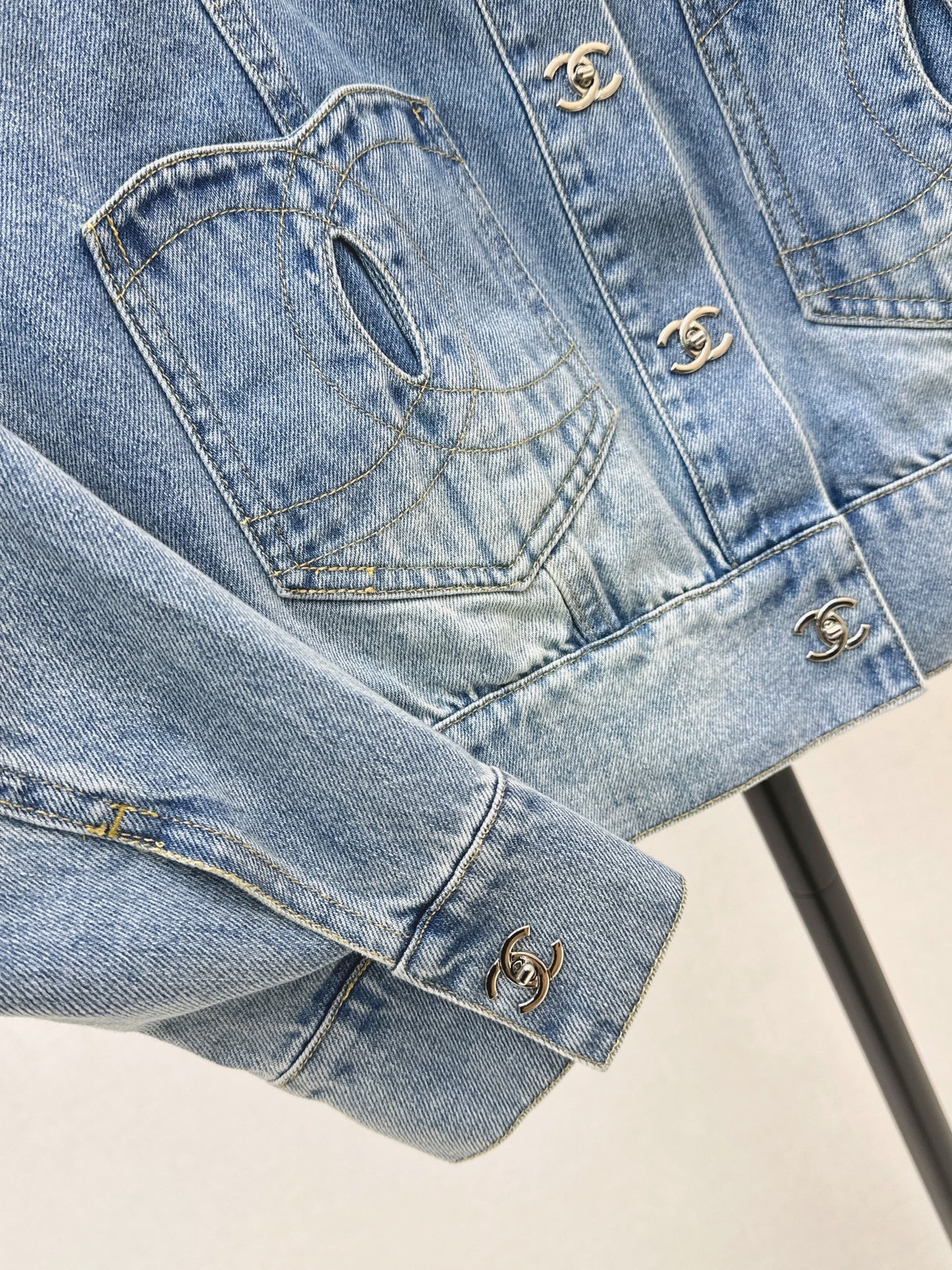 26ss Denim Jacket with Pocket Decoration