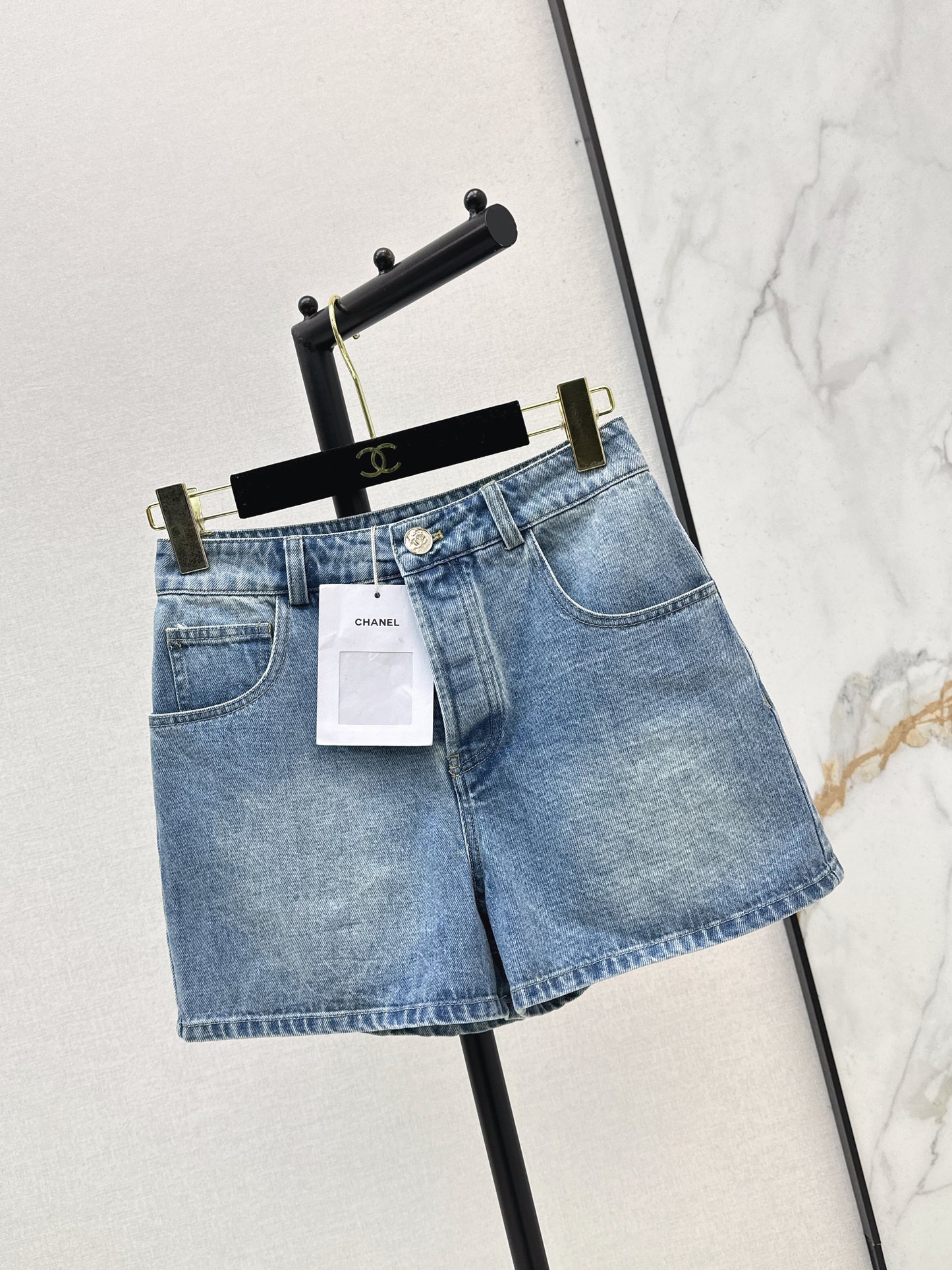 26ss Pocket-decorated shorts