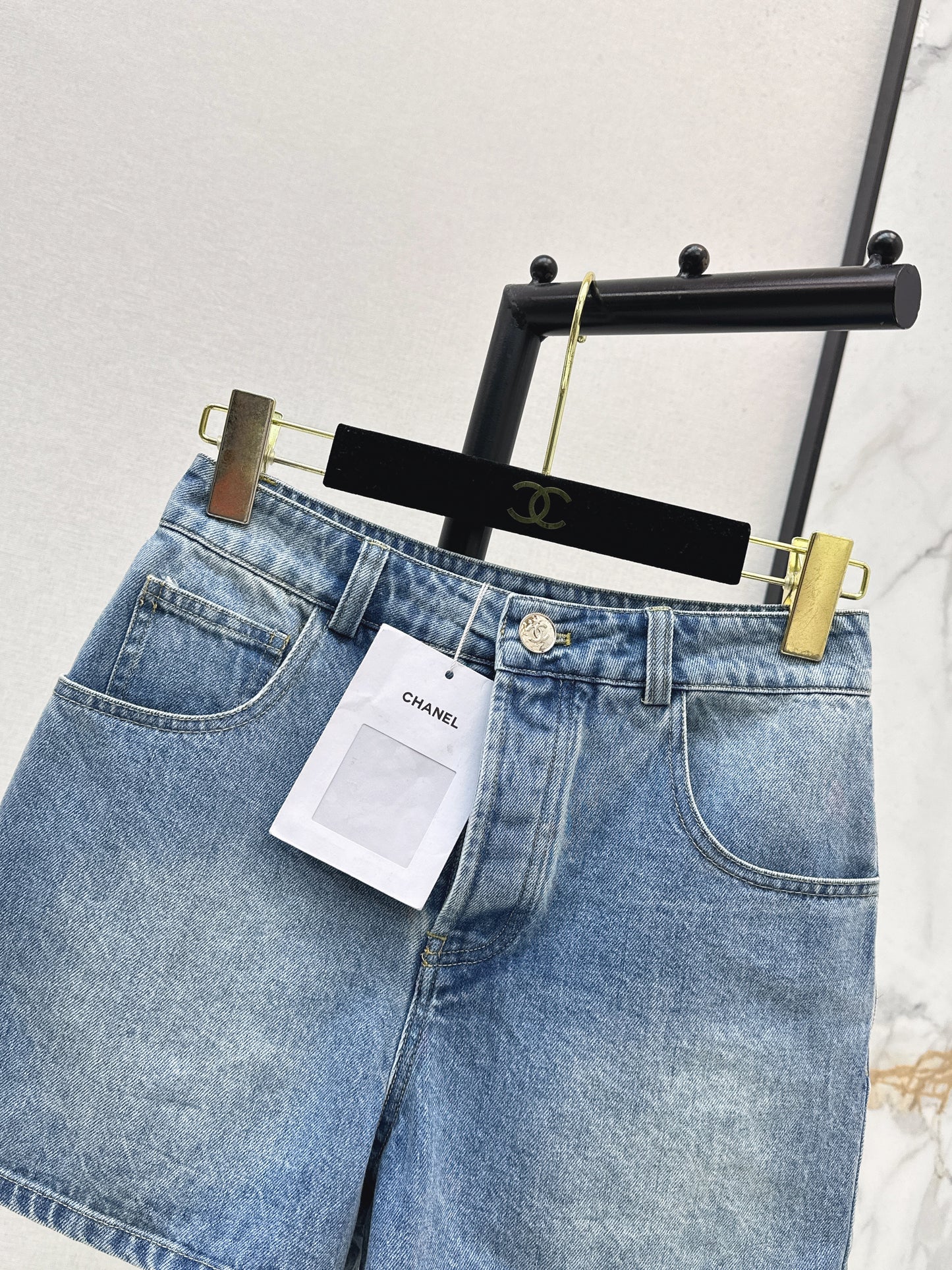 26ss Pocket-decorated shorts