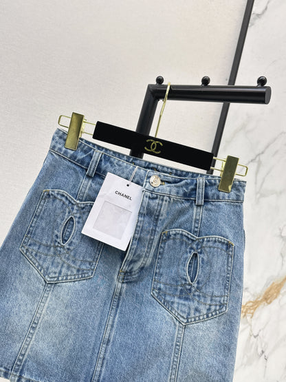 26ss Pocket-decorated midi skirt